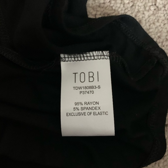 NWOT Tobi Black Off the Shoulder Align Dress - Picture 3 of 3
